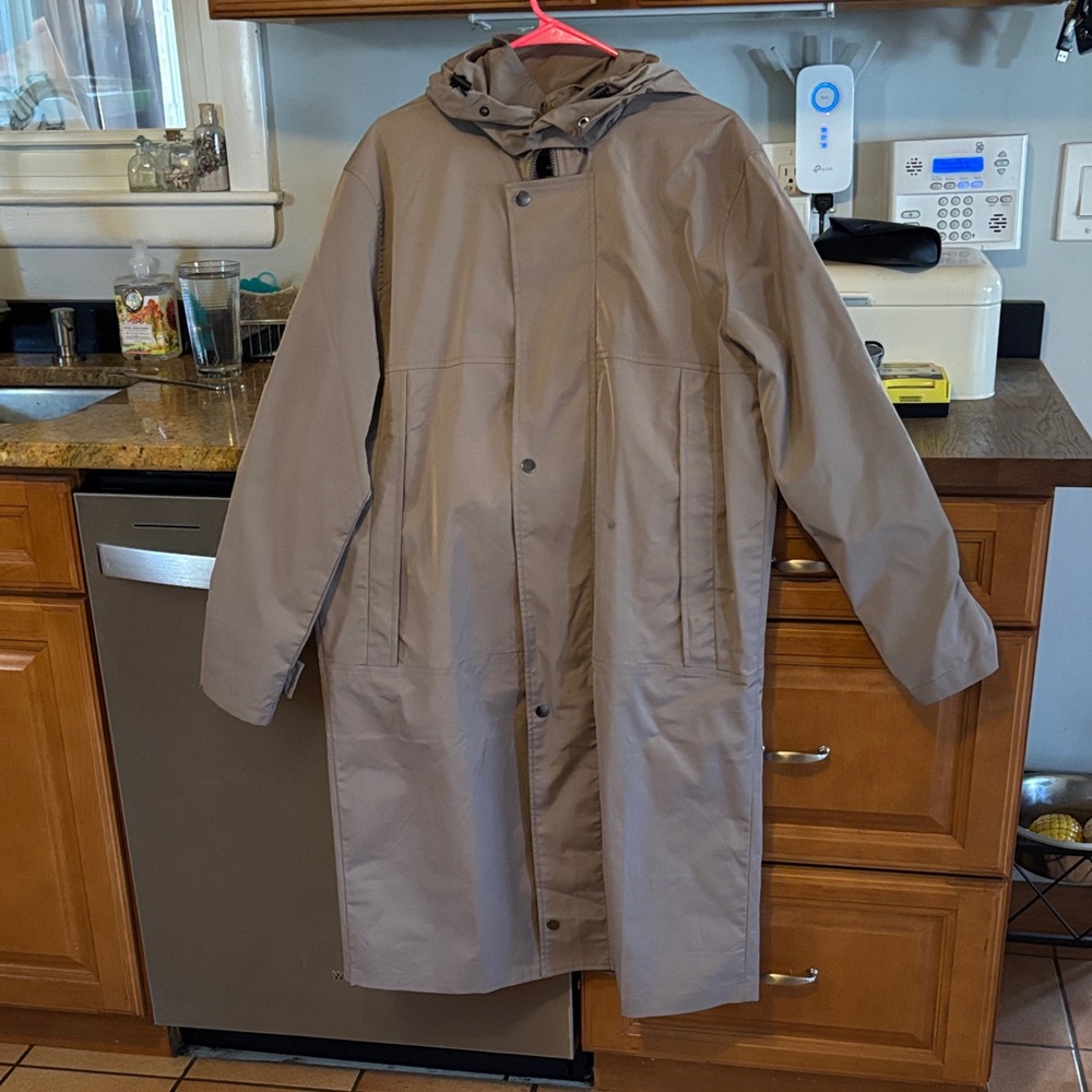 Banana Republic Men's Brown Hooded Raincoat